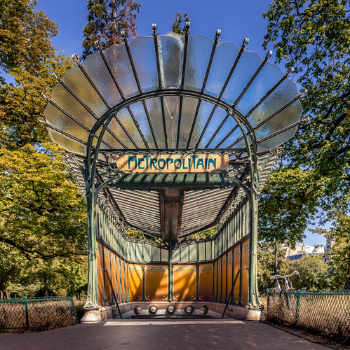 Entré de métro style art nouveau