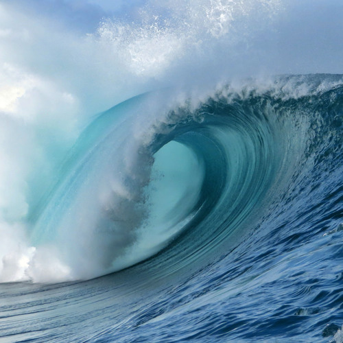 Une gigantesque vague